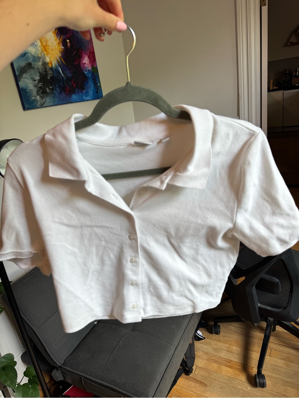 Sunday Best White Cropped Button Up t-Shirt - Size Medium